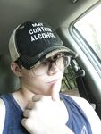 Muscle Geek Ben Shares His Selfies porn