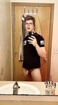 Muscle Geek Ben Shares His Selfies porn