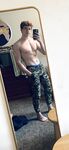 Muscle Geek Ben Shares His Selfies porn