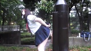 Amateur Japanese Teen CD outdoor dildo
